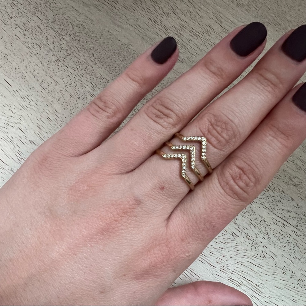 Stella & Dot Chevron Pave Ring